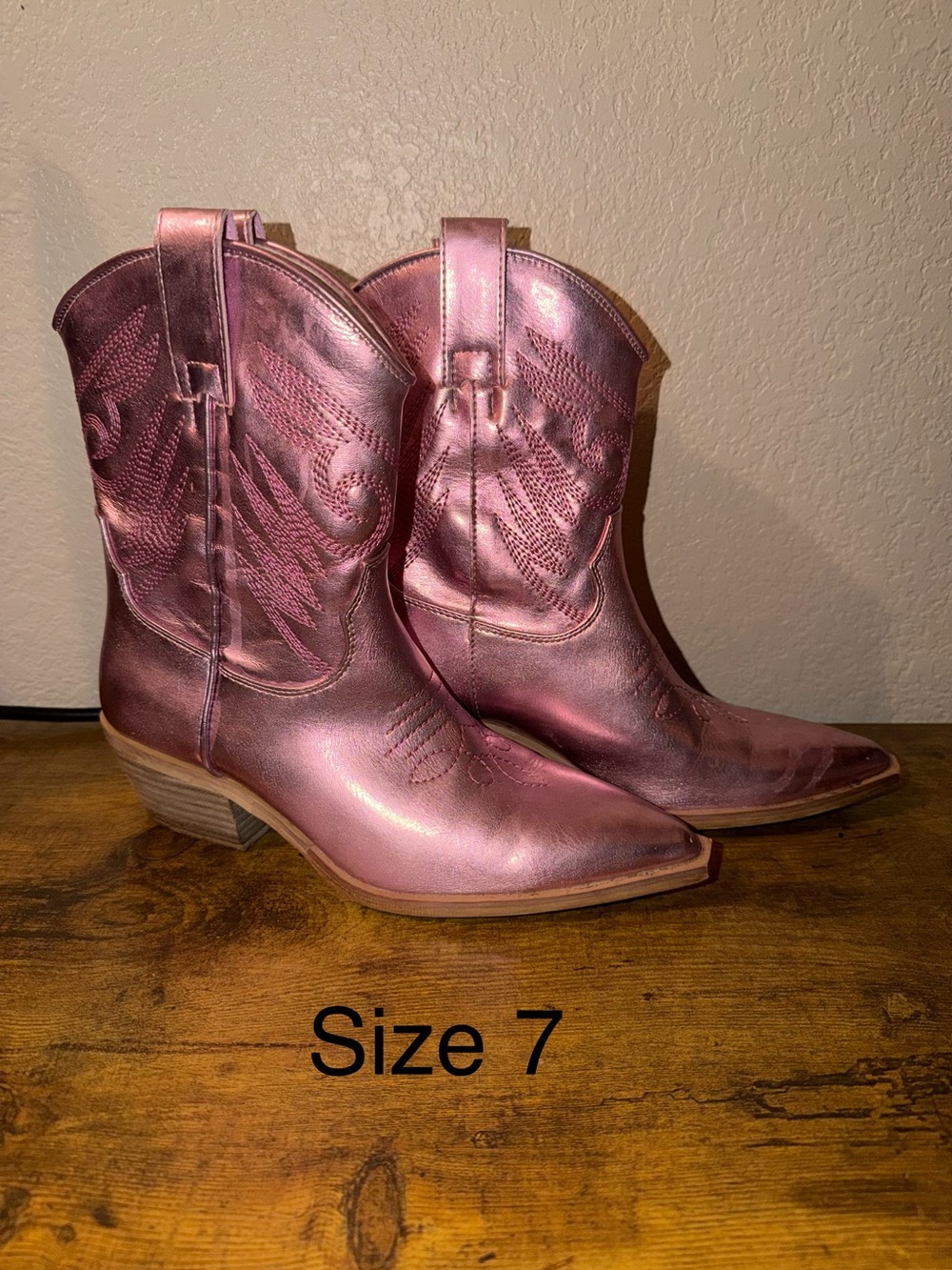 Azalea pink boots